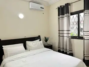 Furnished 4chbre Duplex dans G. F. J Meublé, Cocody à Louer