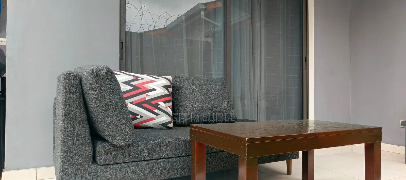 Furnished 4chbre Duplex dans G. F. J Meublé, Cocody à Louer