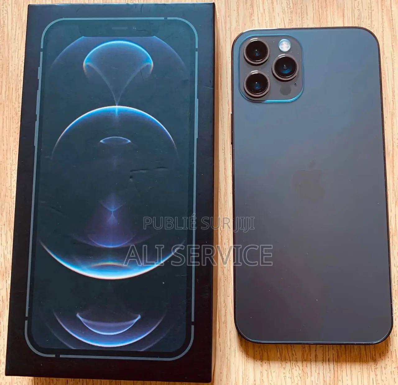 Nouveau Apple iPhone 12 Pro Max 256 GB Bleu