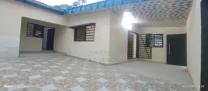 3chbre Maison dans Beraka Corporation, Cocody à Vendre