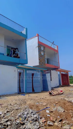4chbre Duplex dans Beraka Corporation, Cocody à Vendre