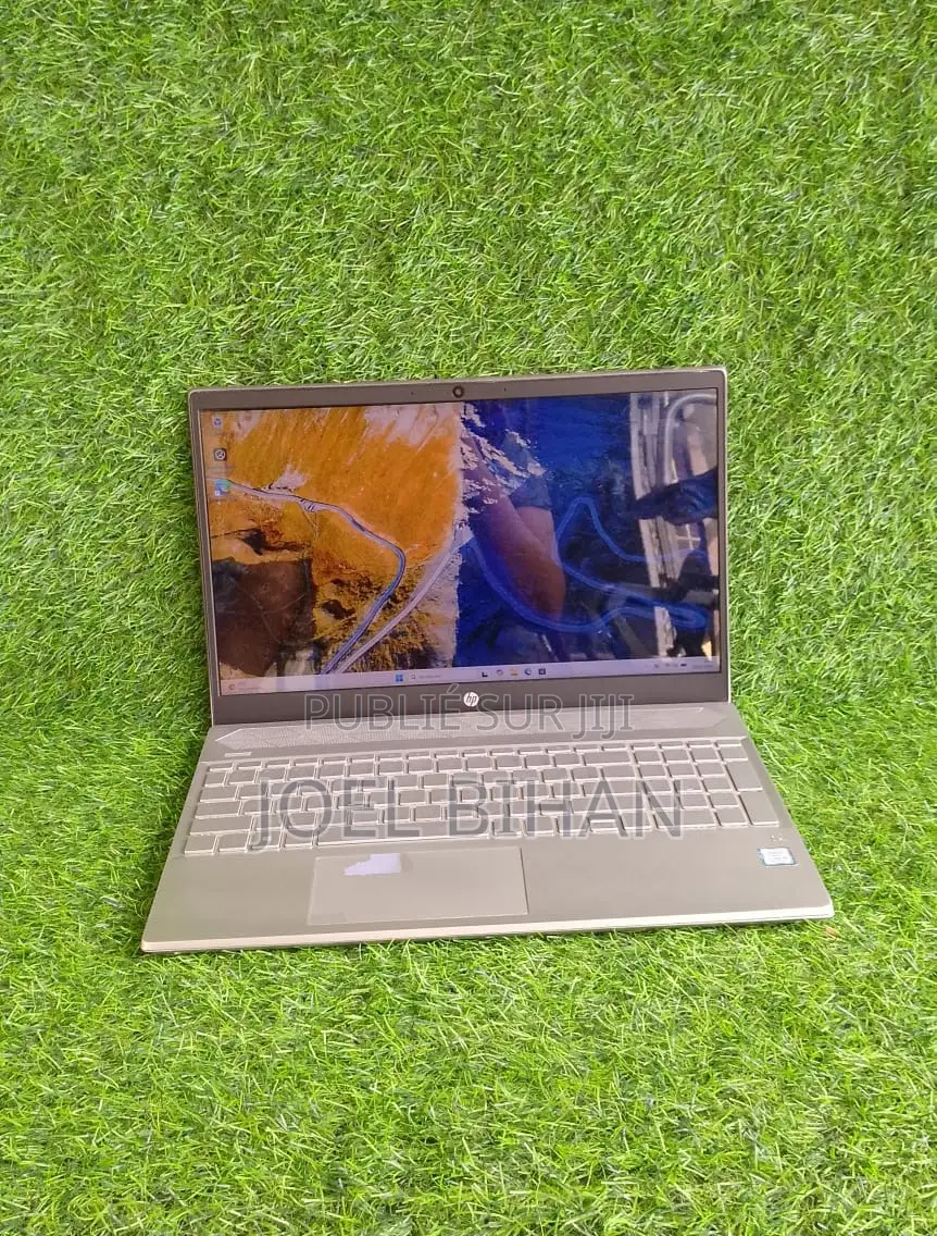 Ordinateur portable HP EliteBook 840 G7 16GB Intel Core i5 SSD 256GB