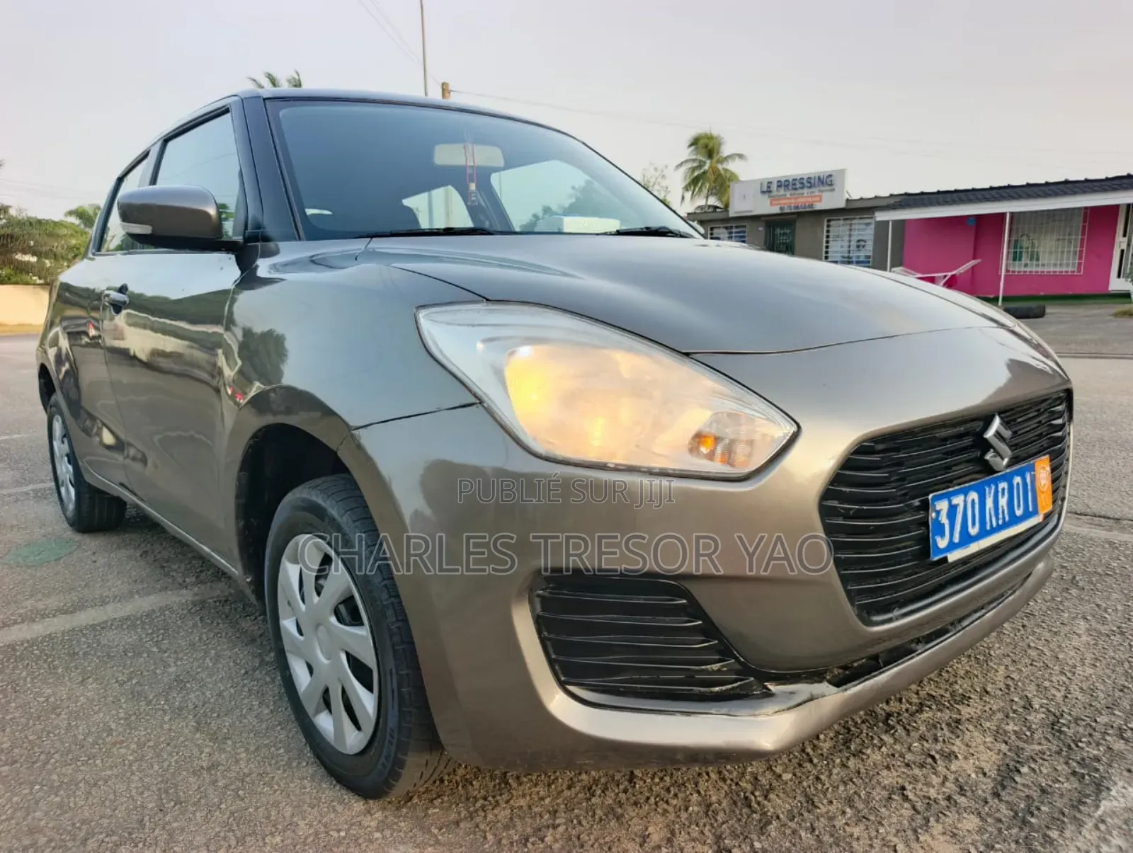 Suzuki Swift 2024 Gris