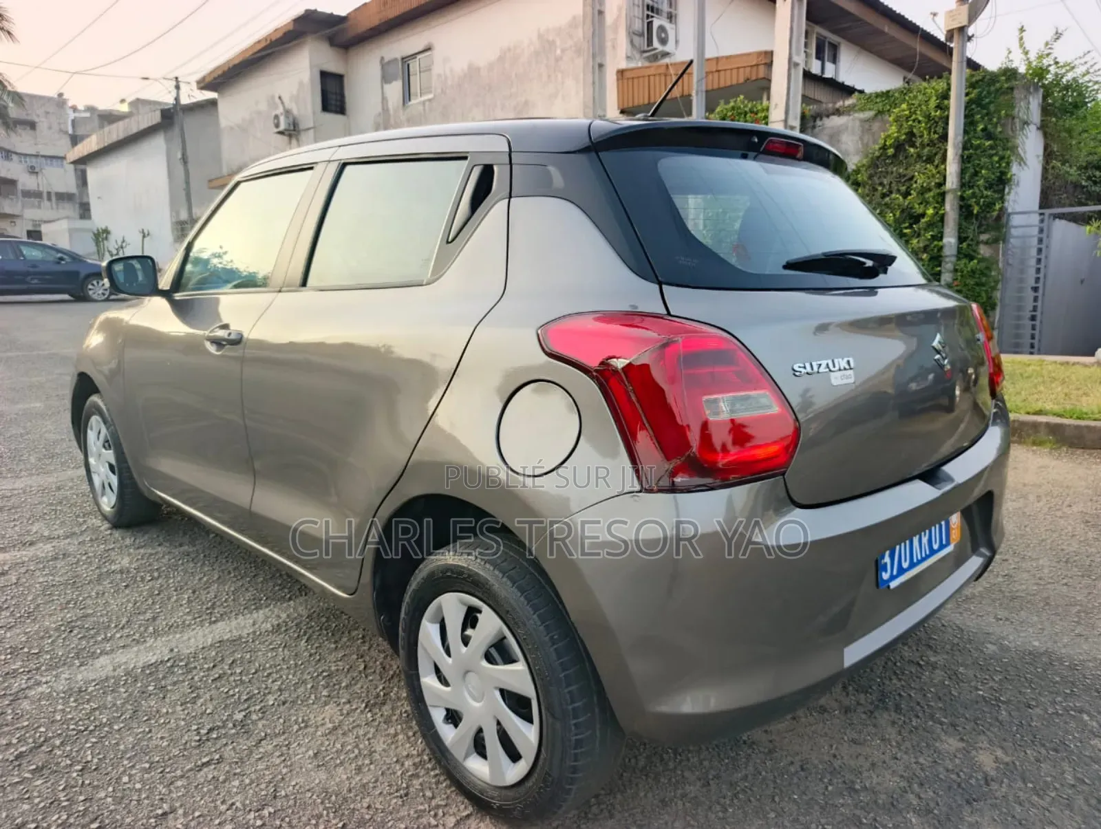Suzuki Swift 2024 Gris