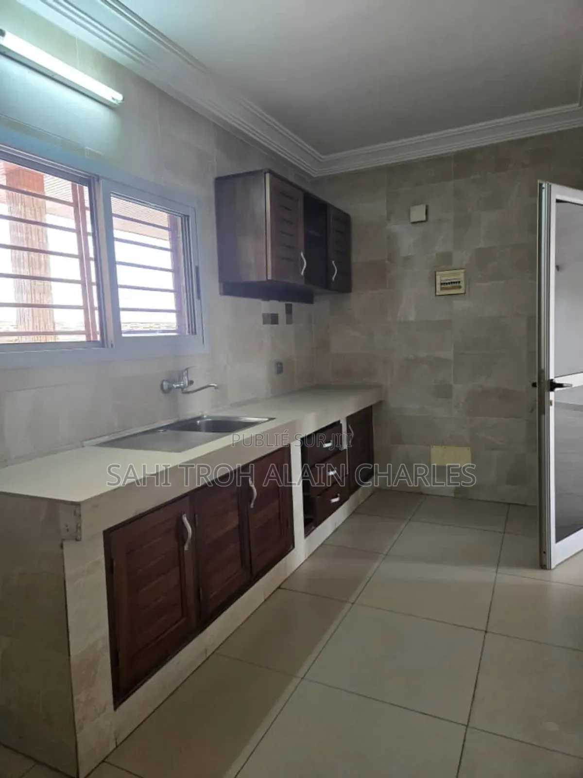 Un Bel Appartement De 2 Pièces Au 2 Salles d'Eau