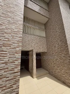 Un Bel Appartement De 2 Pièces Au 2 Salles d'Eau