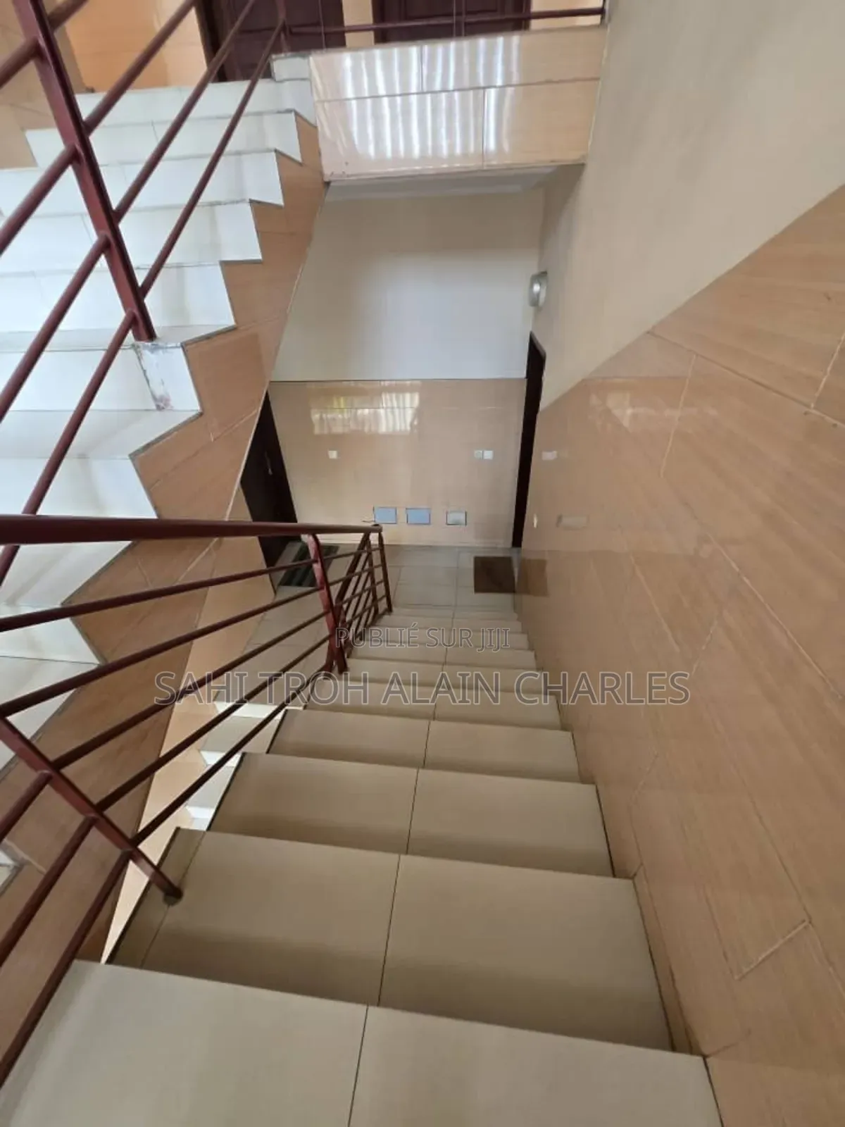 Un Bel Appartement De 2 Pièces Au 2 Salles d'Eau