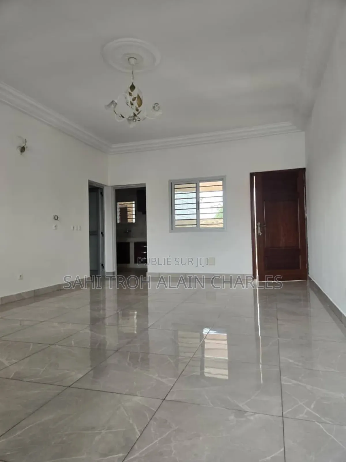 Un Bel Appartement De 2 Pièces Au 2 Salles d'Eau