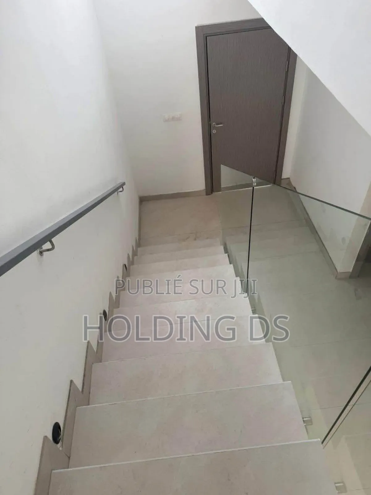 Furnished 3chbre Duplex dans Location Immobilière, Cocody à Louer