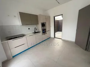 Furnished 3chbre Duplex dans Location Immobilière, Cocody à Louer