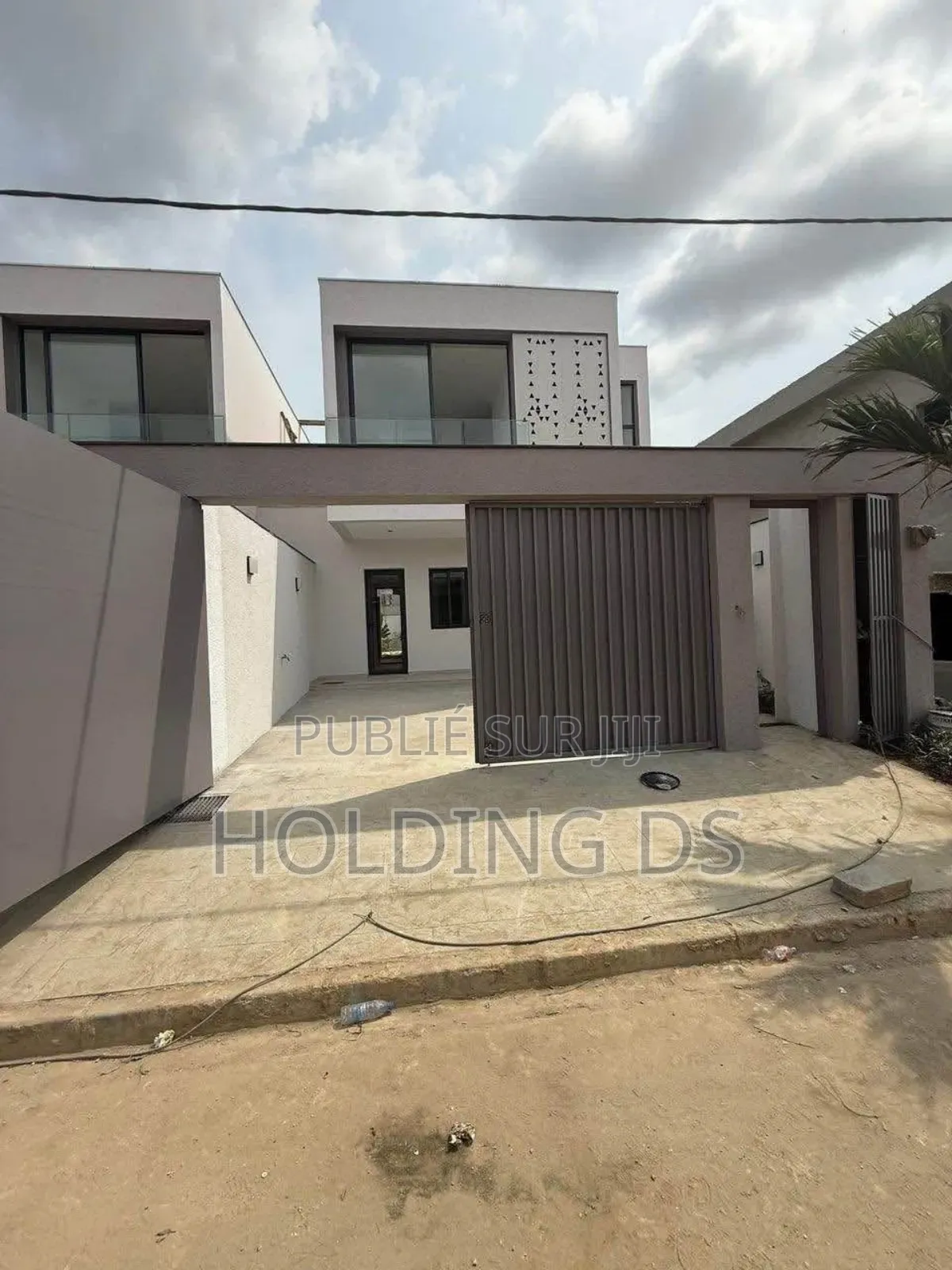 Furnished 3chbre Duplex dans Location Immobilière, Cocody à Louer