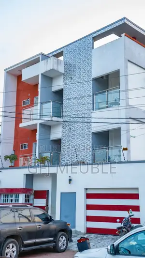 Furnished 4chbre Appartement dans G.F.J Meublé, Cocody à Louer