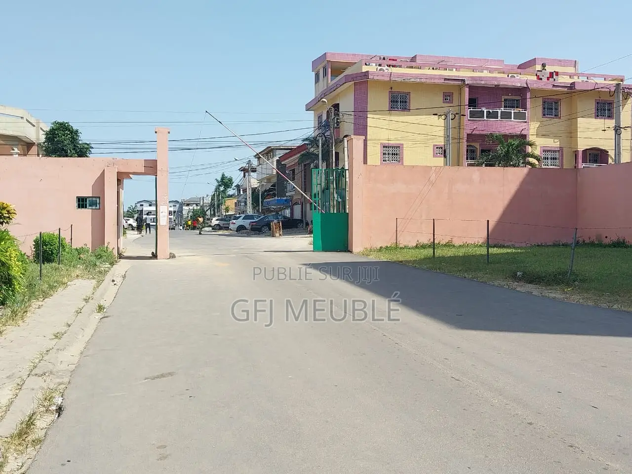 Furnished 3chbre Villa dans G.F.J Meublé, Cocody à Louer