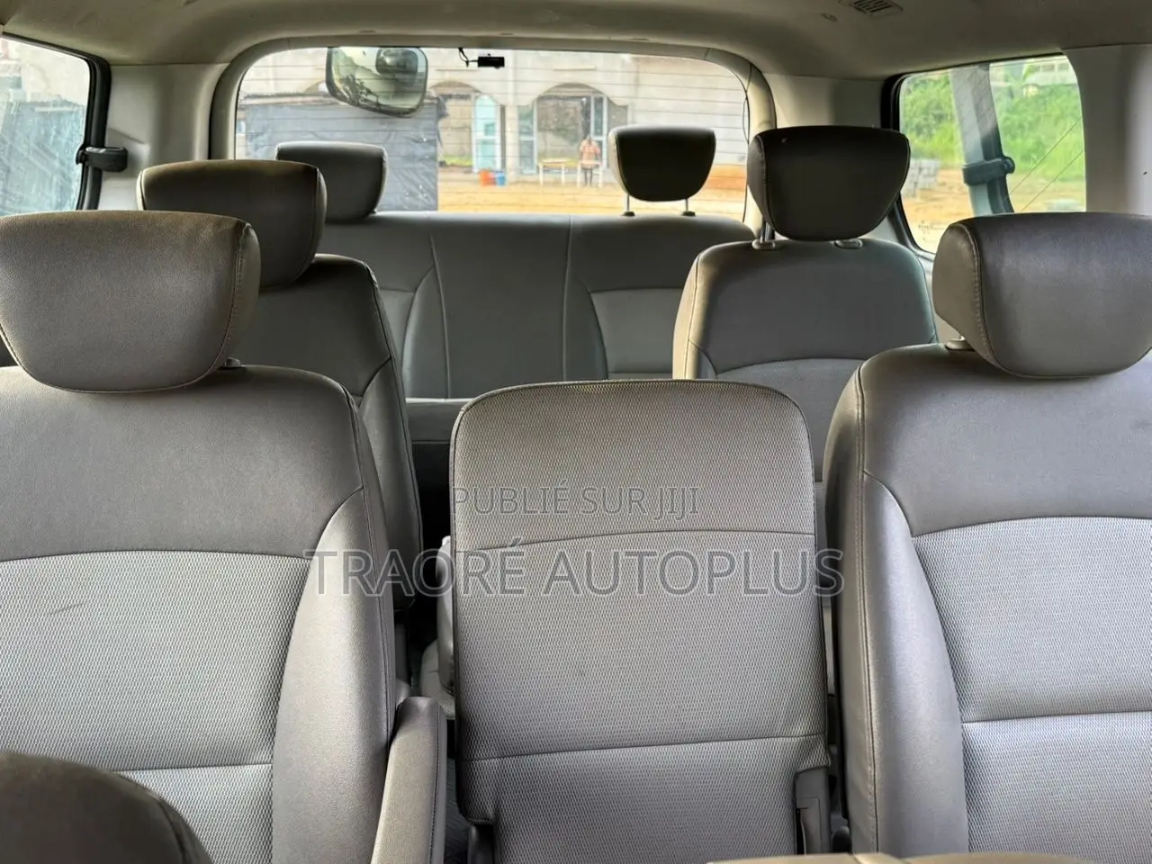 Hyundai Starex 2018 Gris