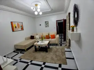 Furnished 1chbre Appartement dans G.F.J Meublé, Cocody à Louer