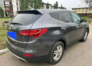 Hyundai Santa Fe 2016 Gris