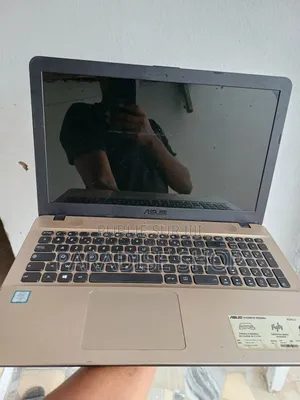 Asus VivoBook Max X541UA 4GB Intel Core i3 HDD 500GB