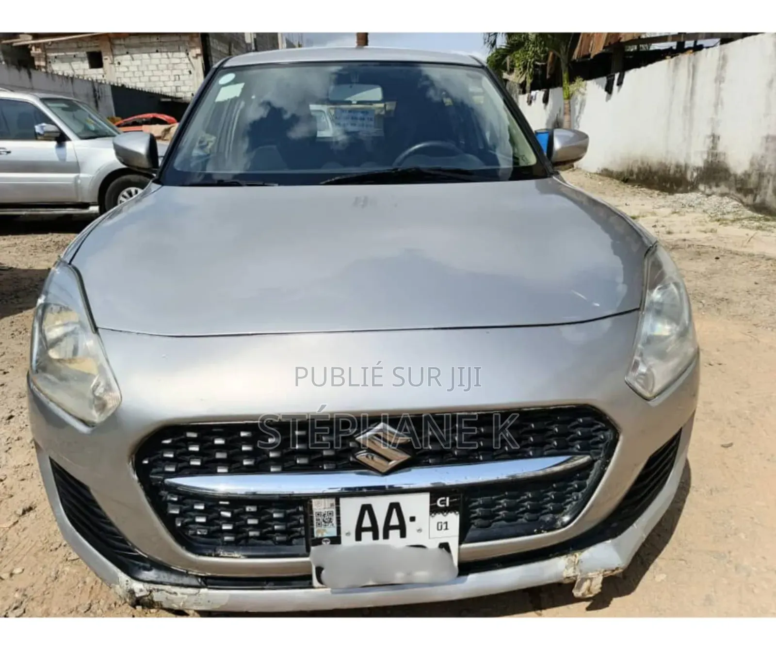 Suzuki Swift 2023 Gris
