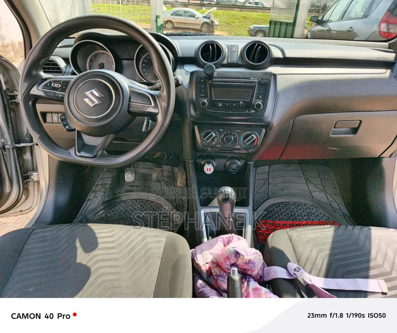 Suzuki Swift 2023 Gris