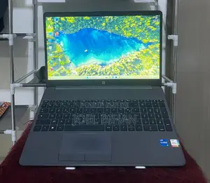 Ordinateur portable HP EliteBook 840 G7 16GB Intel Core i5 SSD 512GB