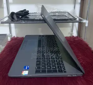 Ordinateur portable HP EliteBook 840 G7 16GB Intel Core i5 SSD 512GB