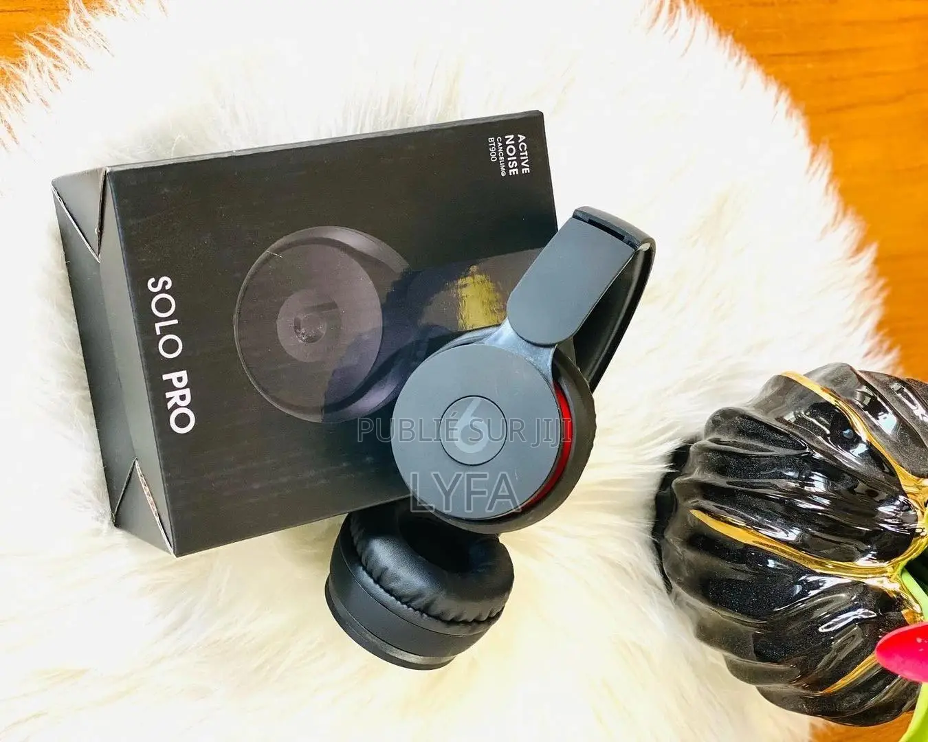 Beats Solo Pro