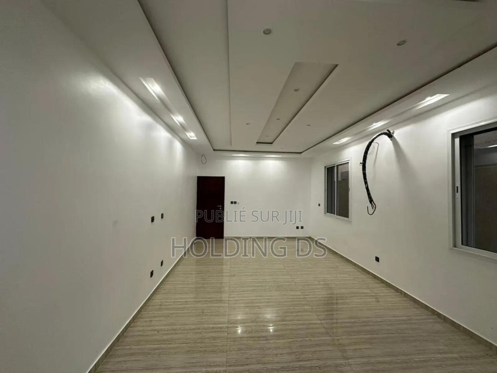 Furnished 5chbre Duplex dans Location Immobilière, Bingerville à Louer