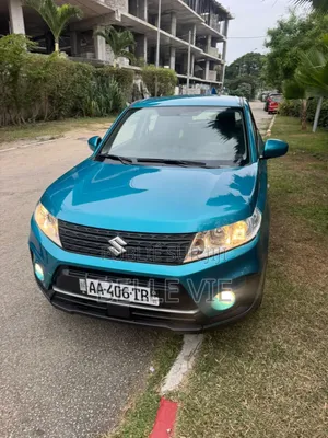 Suzuki Vitara 2021 Bleu