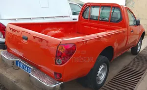 Mitsubishi L200 2007 Orange