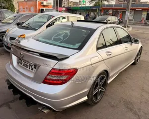 Mercedes-Benz C300 2014 Gris