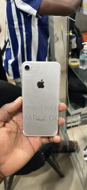 Apple iPhone 7 32 GB Argenté
