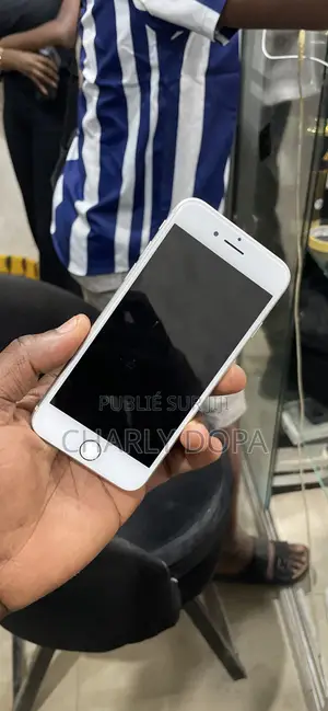 Apple iPhone 7 32 GB Argenté