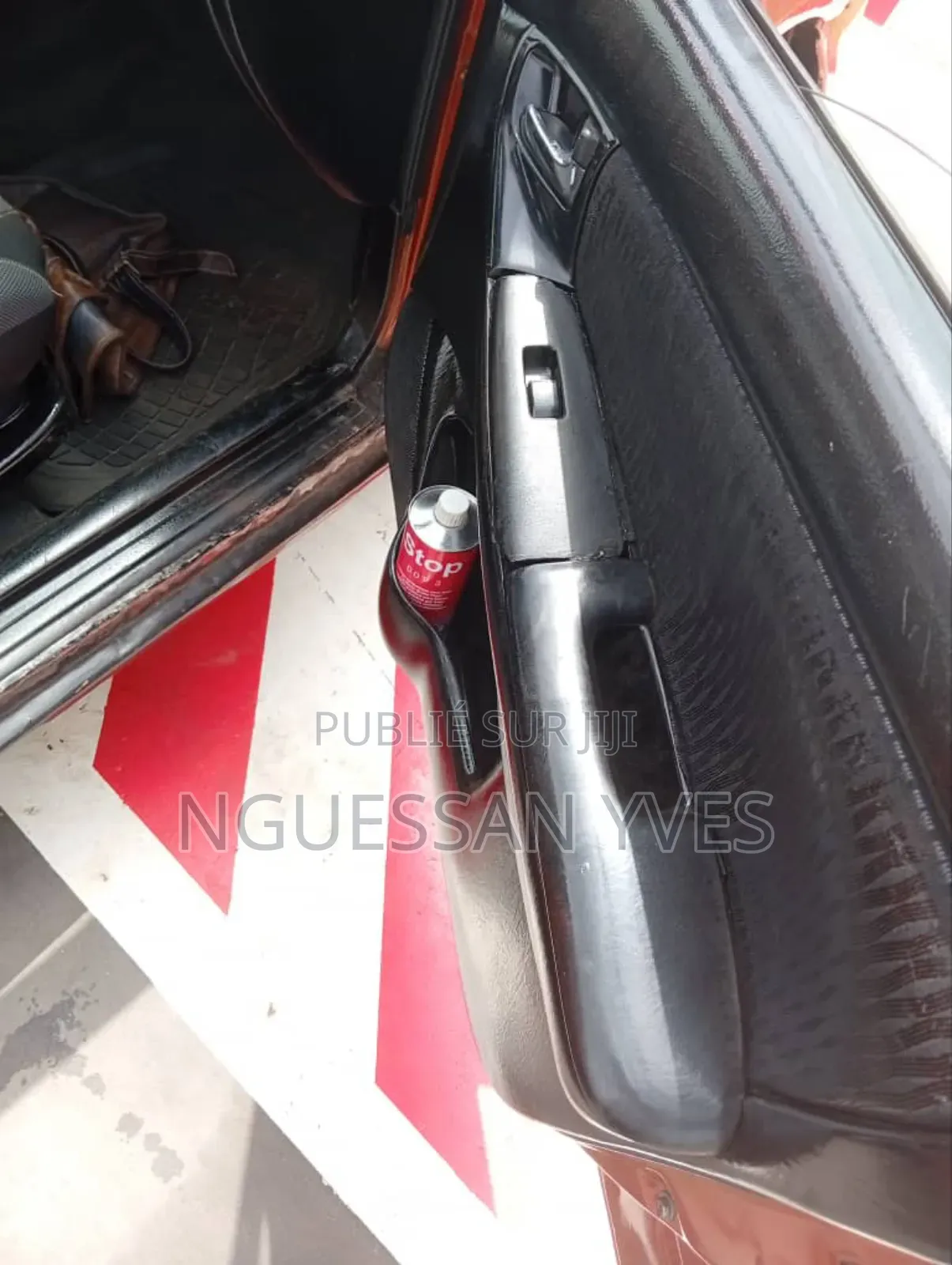 Toyota Corolla 2001 Orange