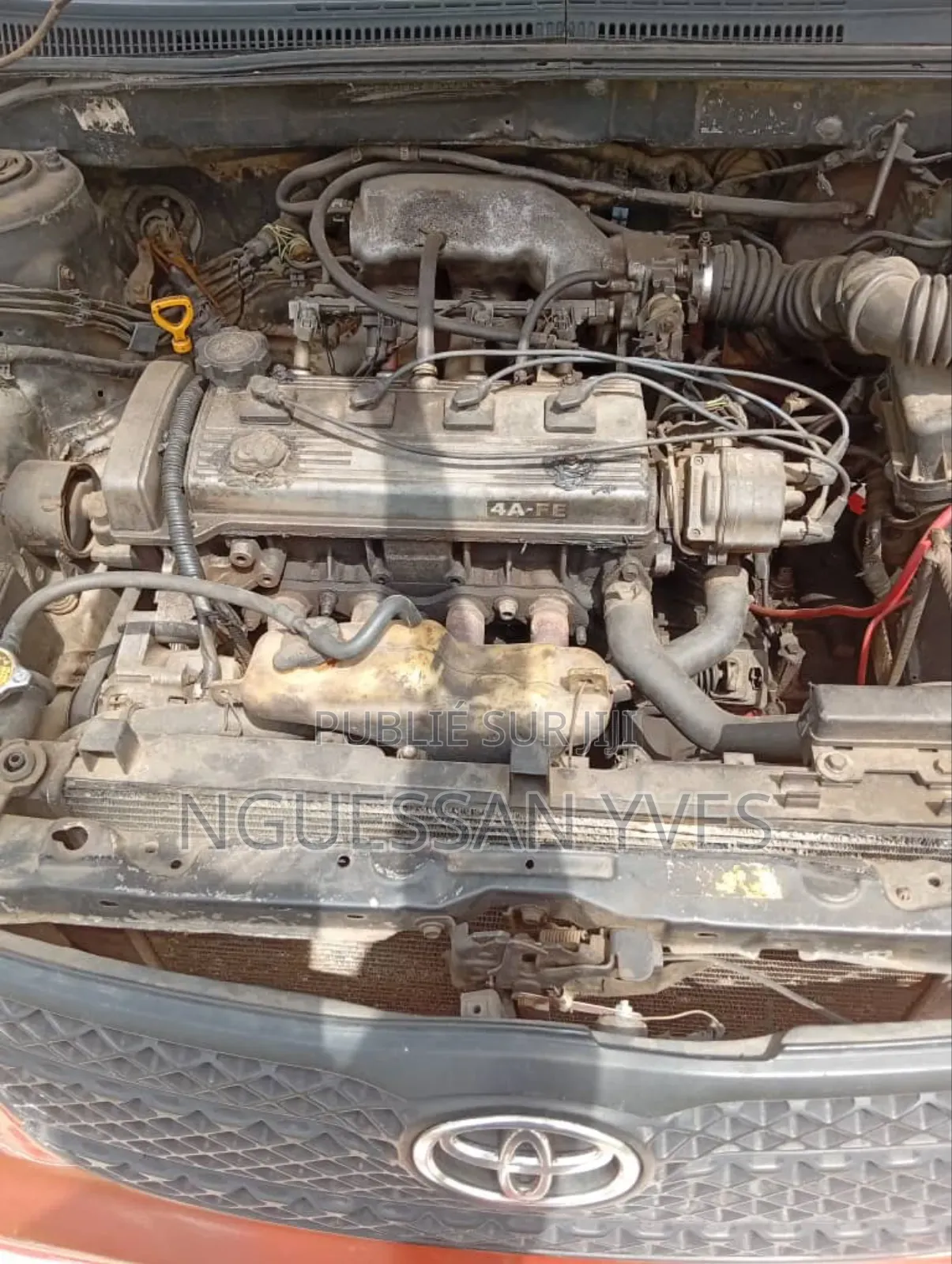 Toyota Corolla 2001 Orange