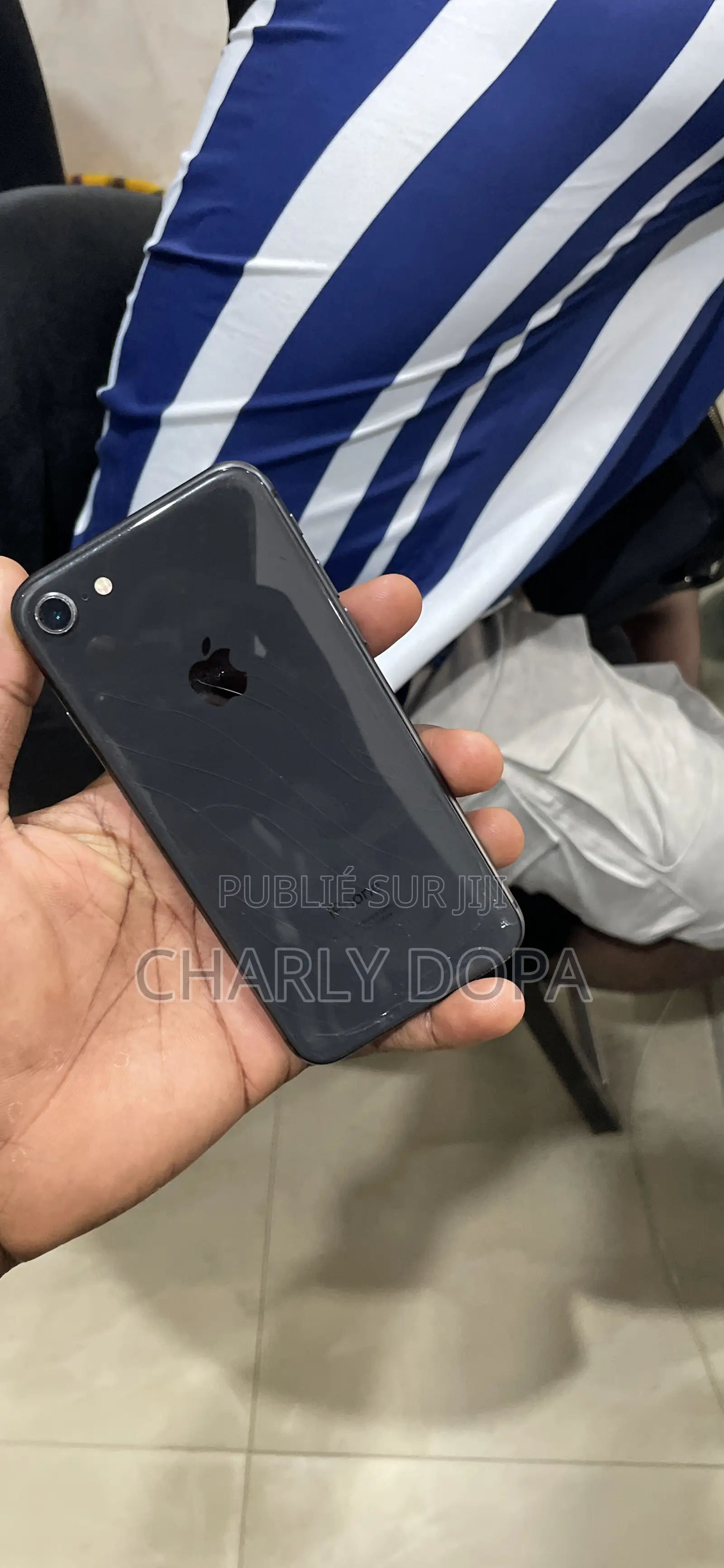 Apple iPhone 8 64 GB Noir