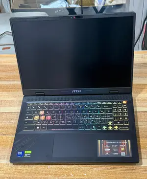 Nouveau MSI Crosshair 15 B12U 16GB Intel Core Ultra 7 SSD 2T