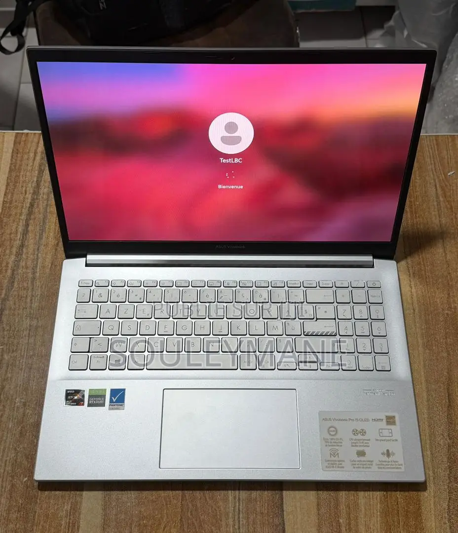 Ordinateur portable Asus VivoBook 15 X505BA 16GB AMD Ryzen 7 SSD 512GB