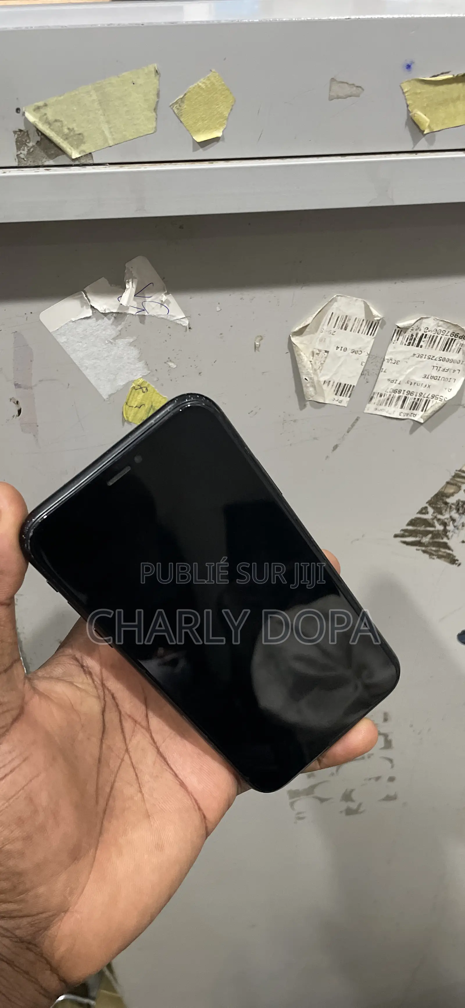 Apple iPhone XR 64 GB Noir