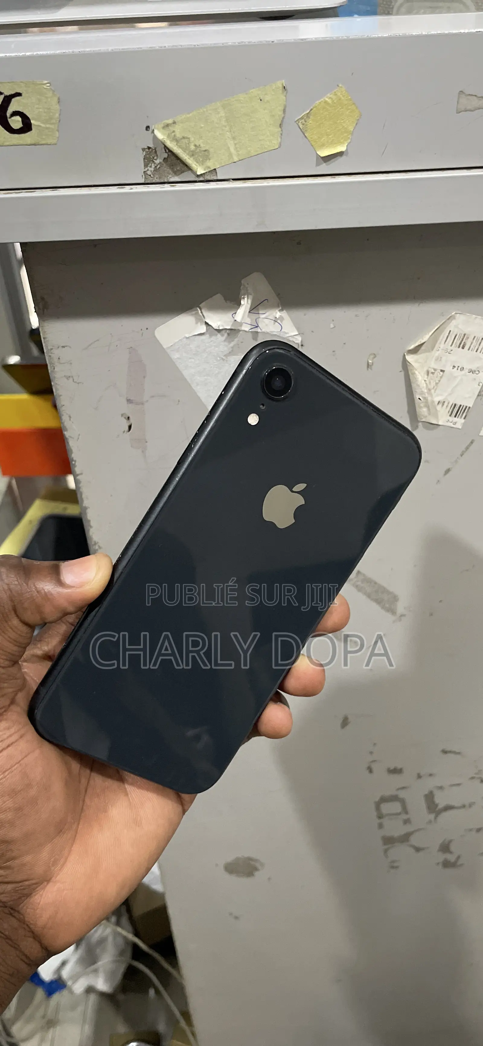 Apple iPhone XR 64 GB Noir