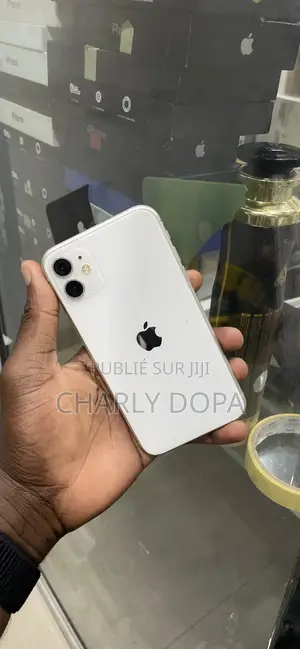 Apple iPhone 11 64 GB Blanc