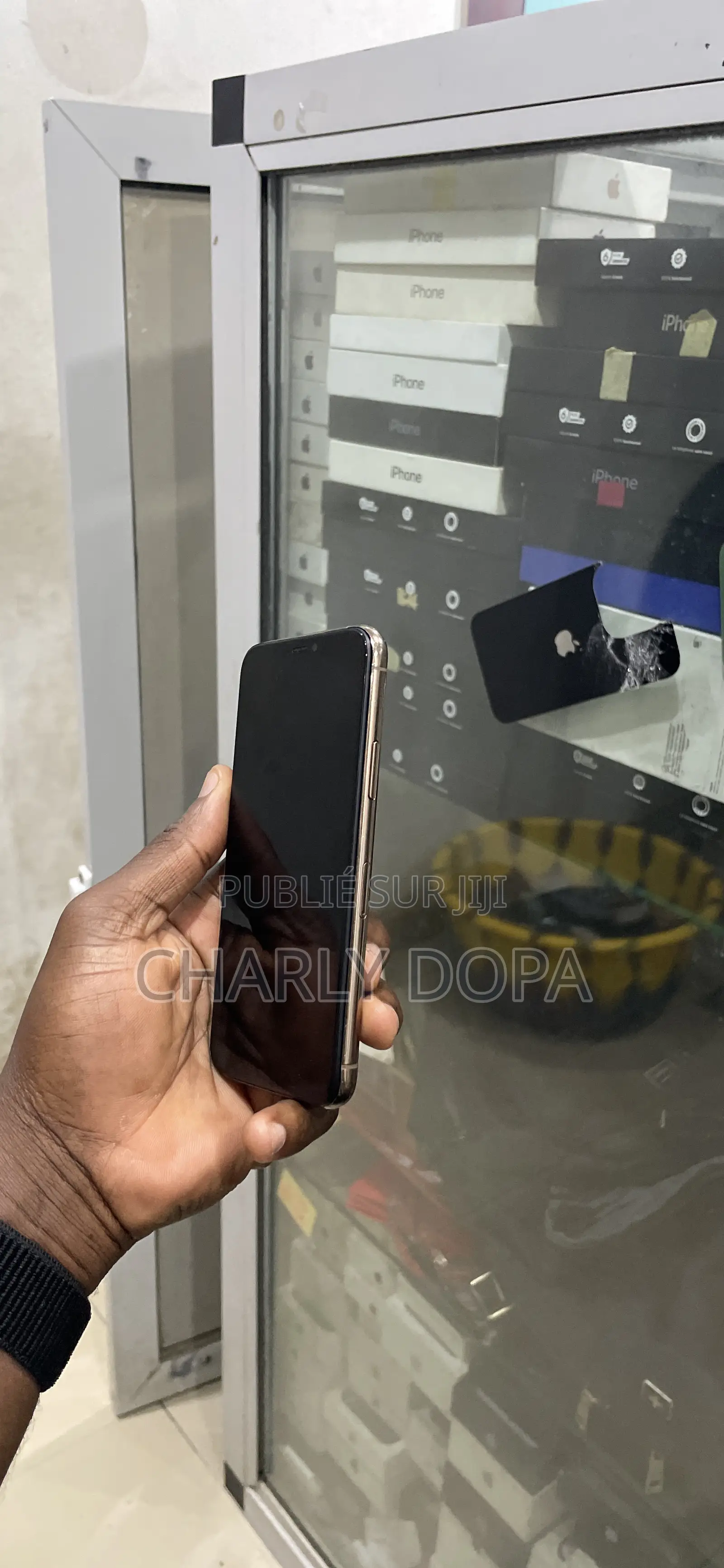 Apple iPhone 11 Pro 64 GB Autre