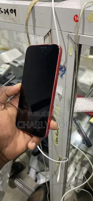 Apple iPhone 12 64 GB Rouge