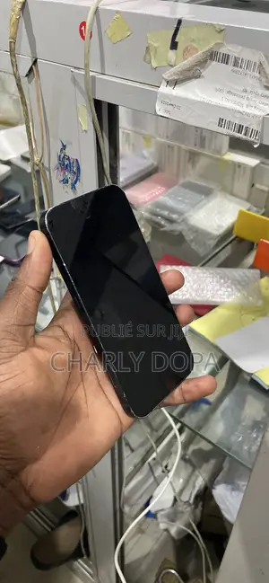 Apple iPhone 14 128 GB Noir
