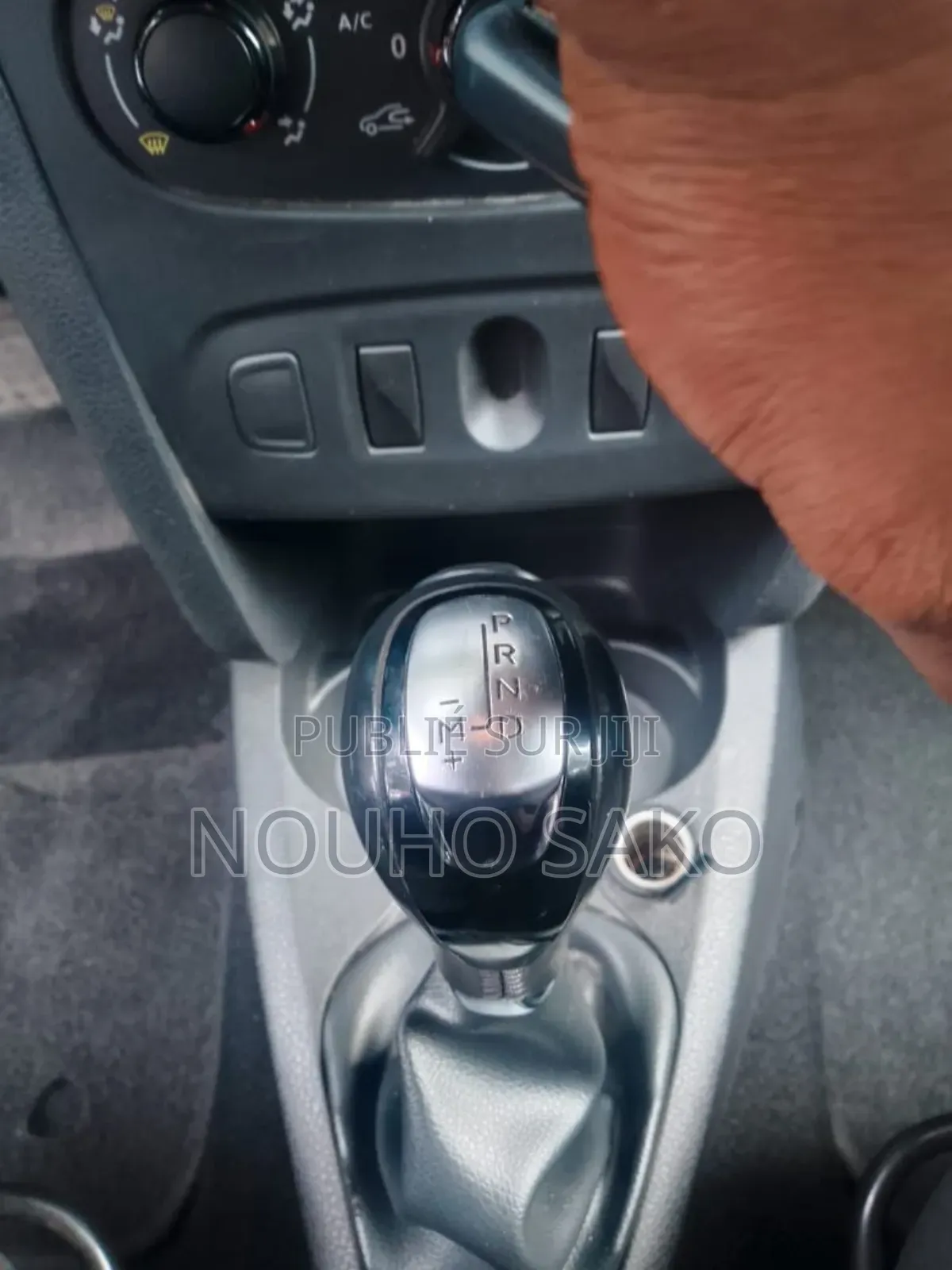 Renault Sandero 2022 Noir