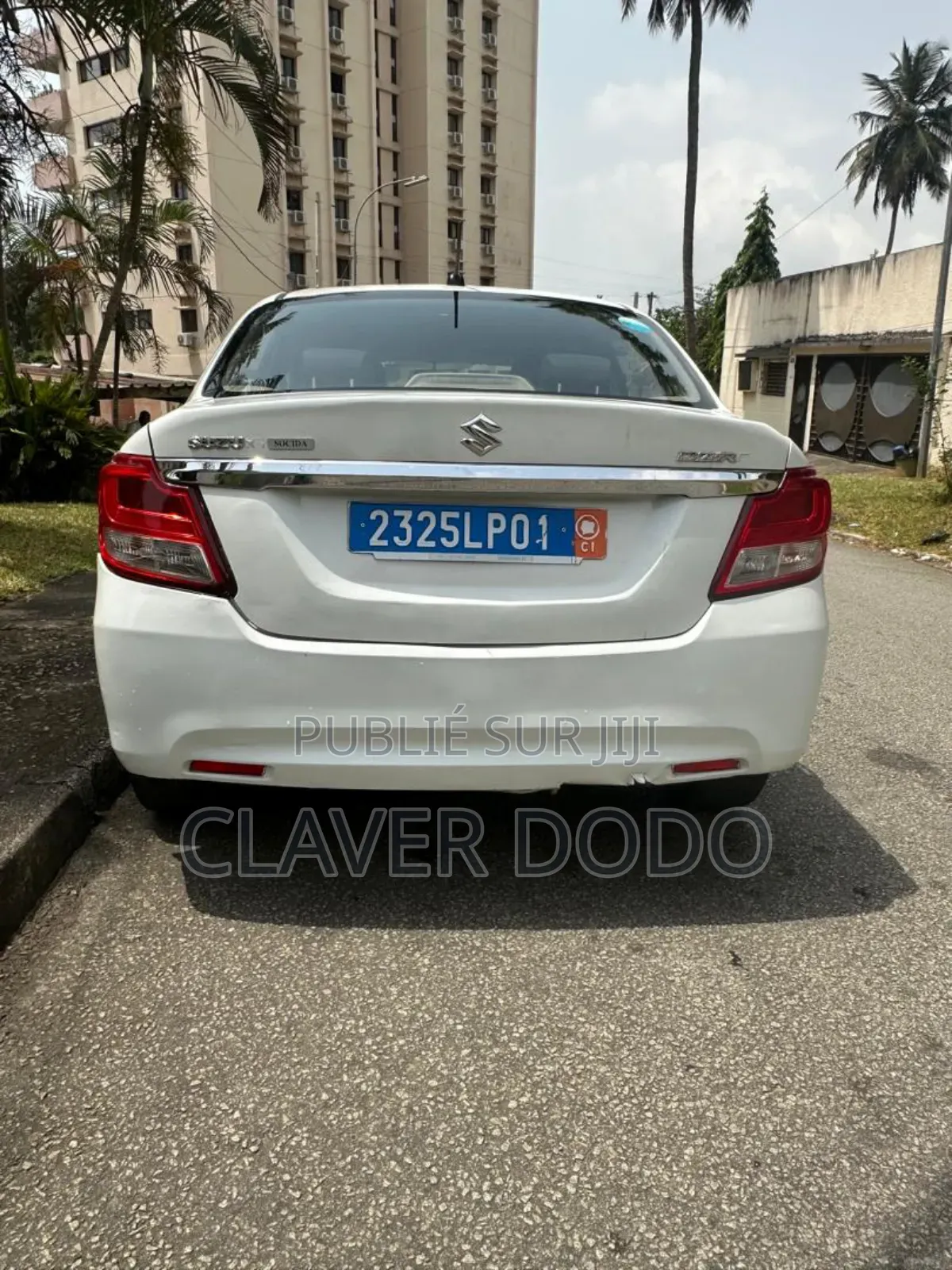 Suzuki Dzire 2022 Blanc