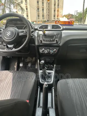 Suzuki Dzire 2022 Blanc