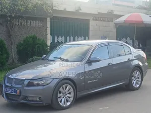 BMW 323i 2007 Gris