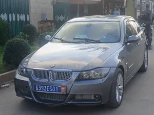 BMW 323i 2007 Gris