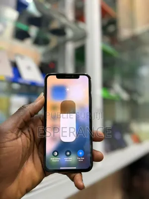 Apple iPhone 11 Pro 64 GB Doré