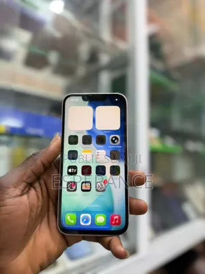 Apple iPhone 13 128 GB Or rose